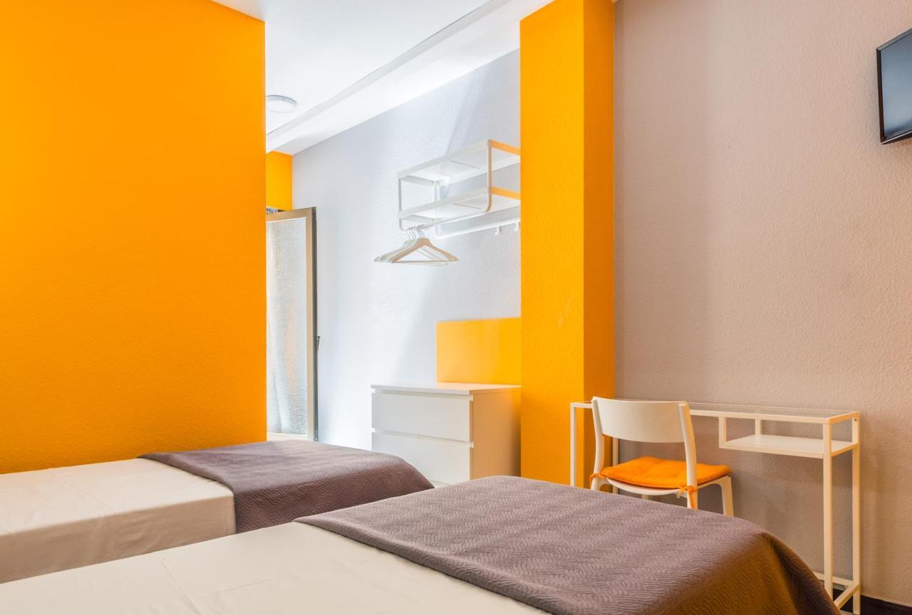 Hostal Tropical Almuñécar Eksteriør bilde