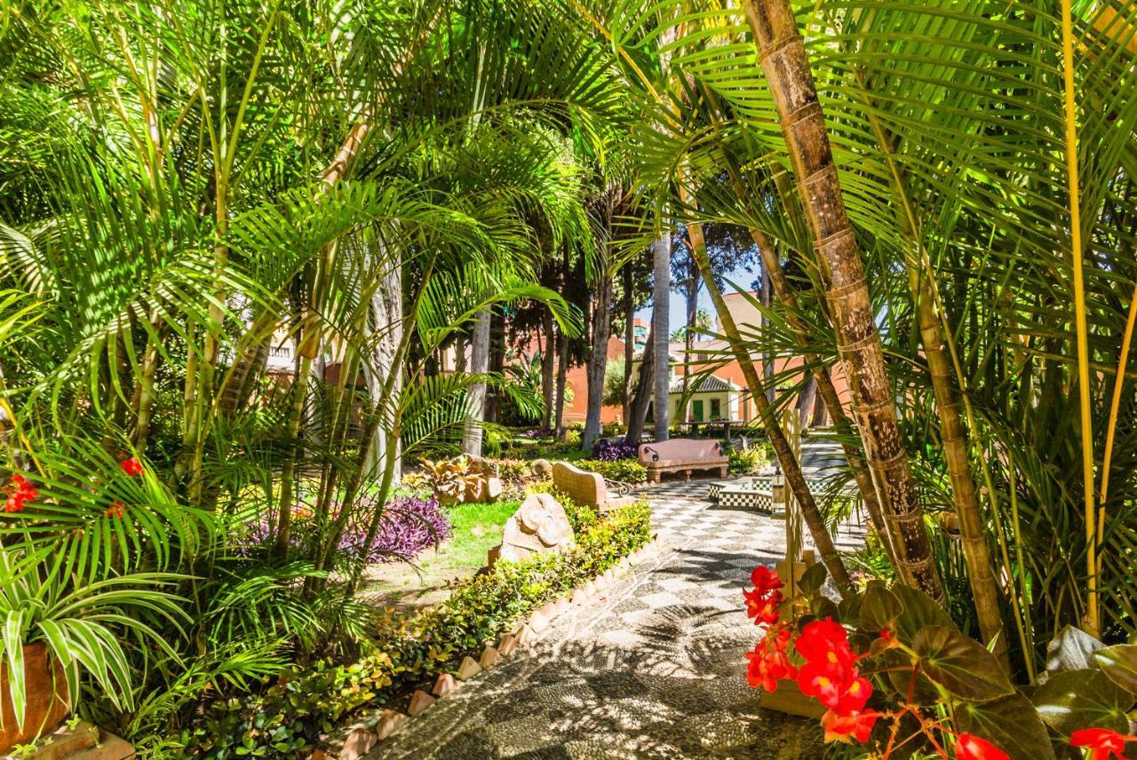 Hostal Tropical Almuñécar Eksteriør bilde