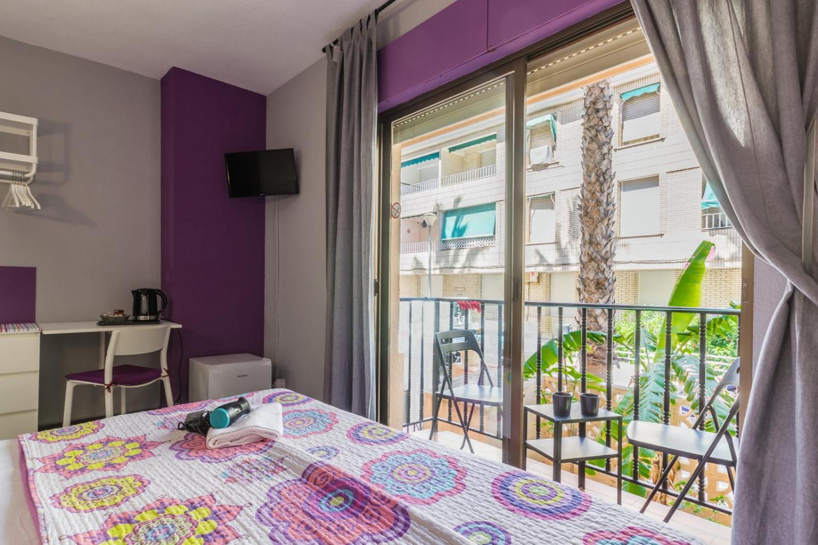 Hostal Tropical Almuñécar Eksteriør bilde