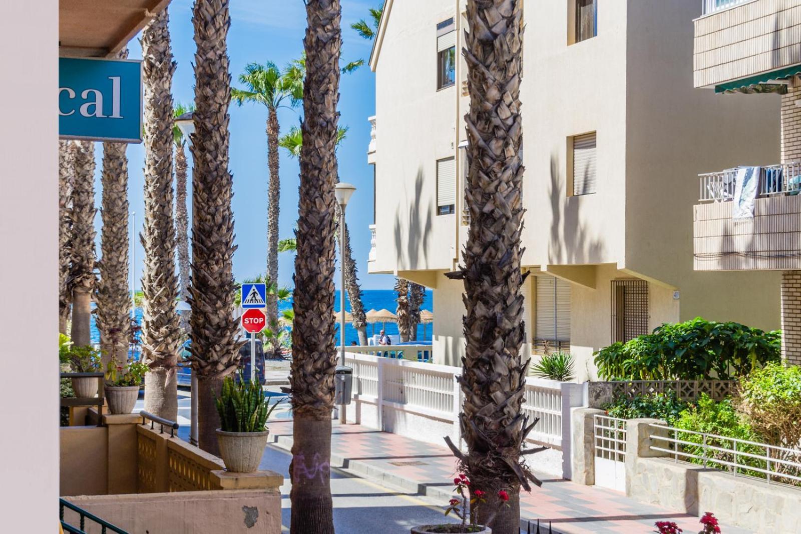Hostal Tropical Almuñécar Eksteriør bilde
